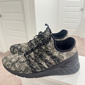 Louis Vuitton Black and Gray Monogram Sneakers